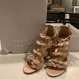 Brand new women’s Lauren Conrad wedges, size 8. Light pink in color.
